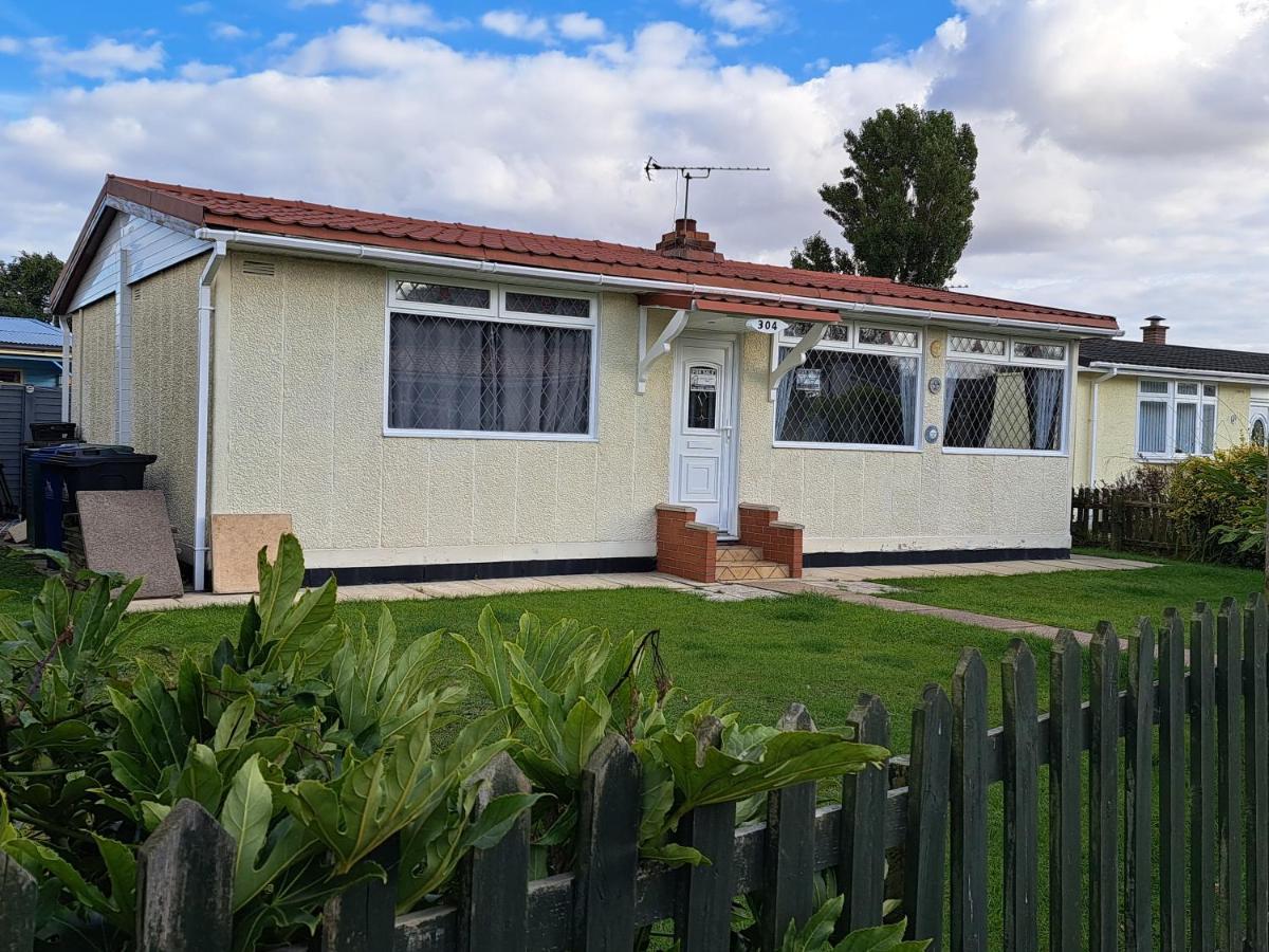 Beach & Tonic Beachside Chalet Humberston Luaran gambar