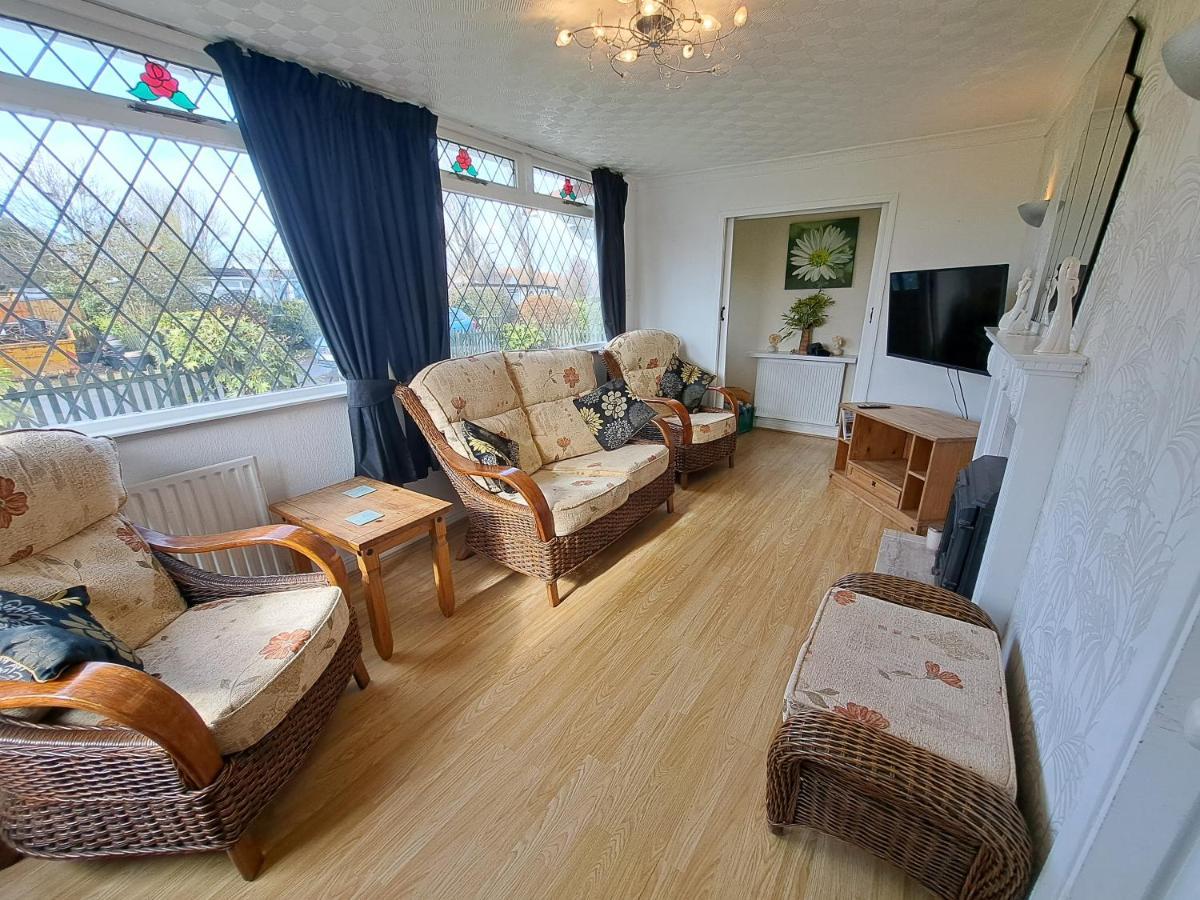 Beach & Tonic Beachside Chalet Humberston Luaran gambar